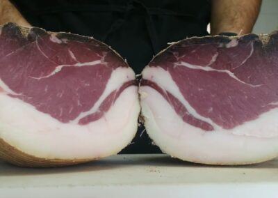 Vendita online salumi maremma: lombo di suino brado artigianale